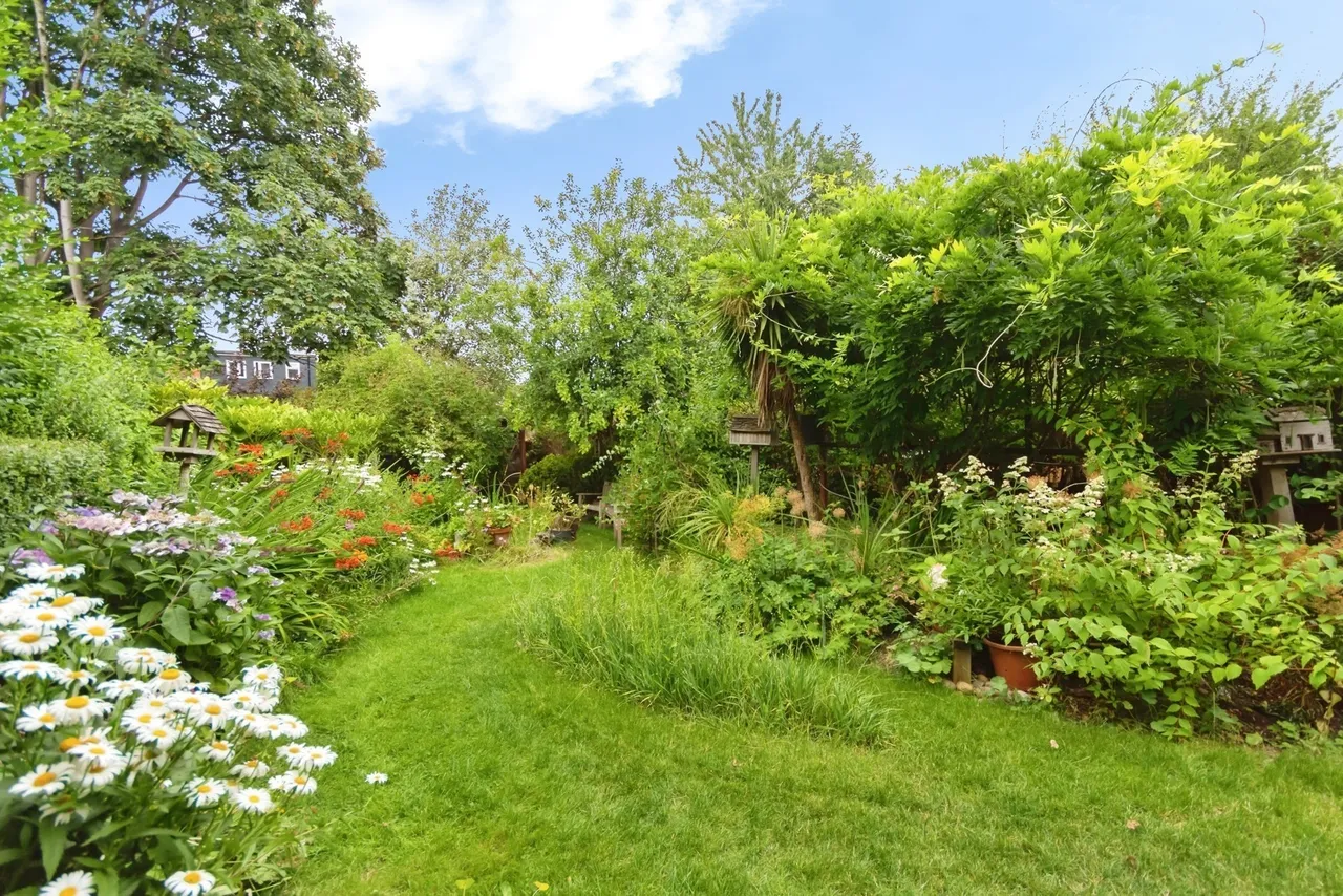 Barn Lane, Solihull, West Midlands, B92, photo 18