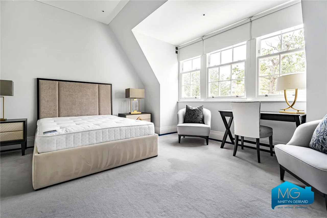 The Bishops Avenue, London, N2, photo 33