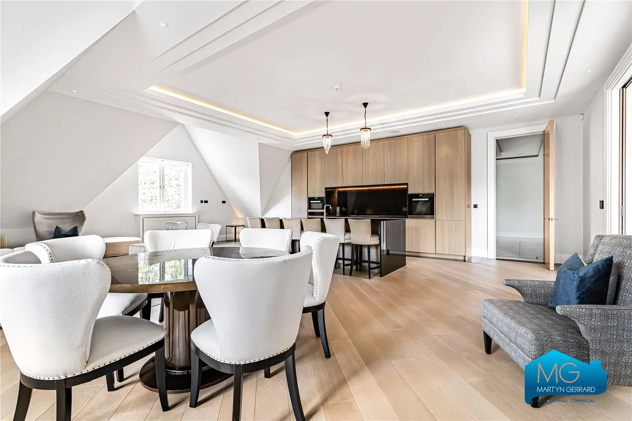 The Bishops Avenue, London, N2, photo 36