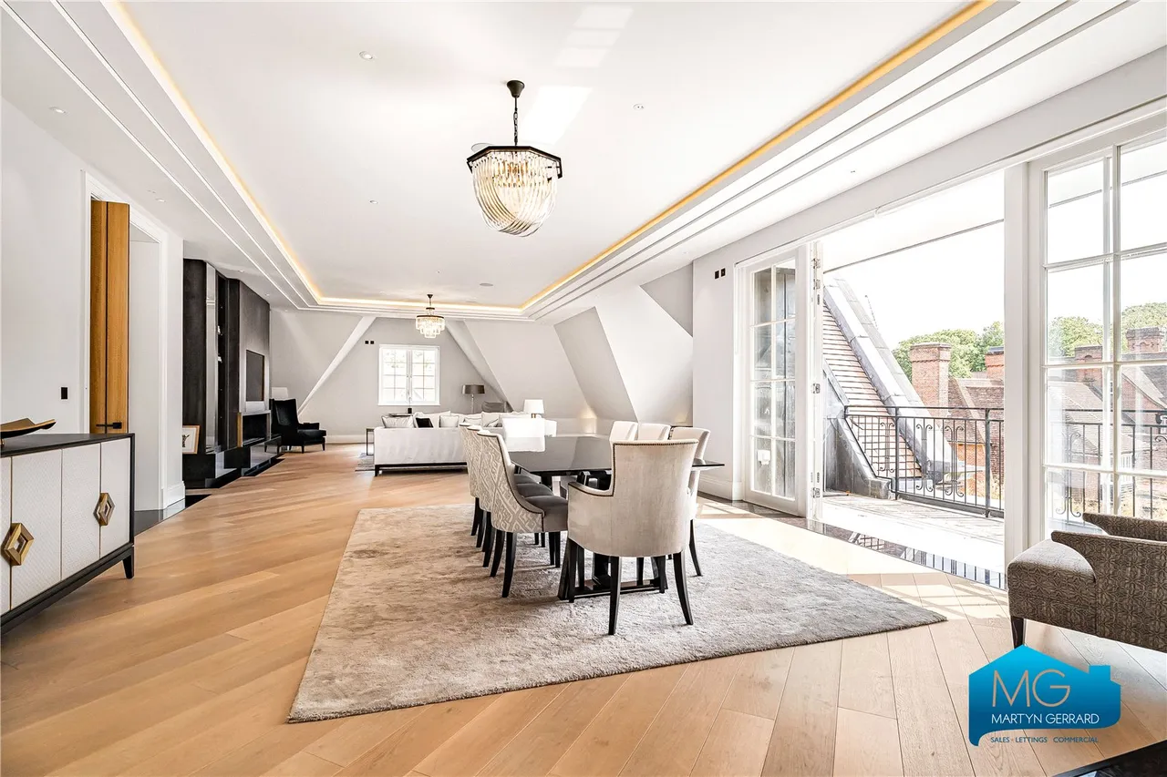 The Bishops Avenue, London, N2, photo 38