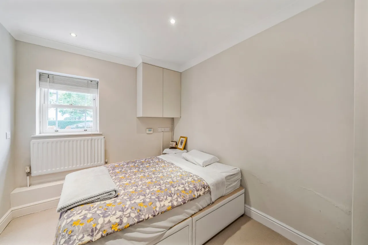 Trinity Church Road, Barnes, SW13, photo 9