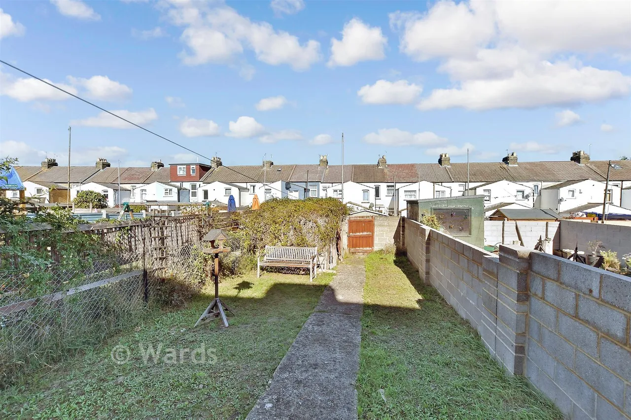 Eva Road, Gillingham, ME7, photo 9