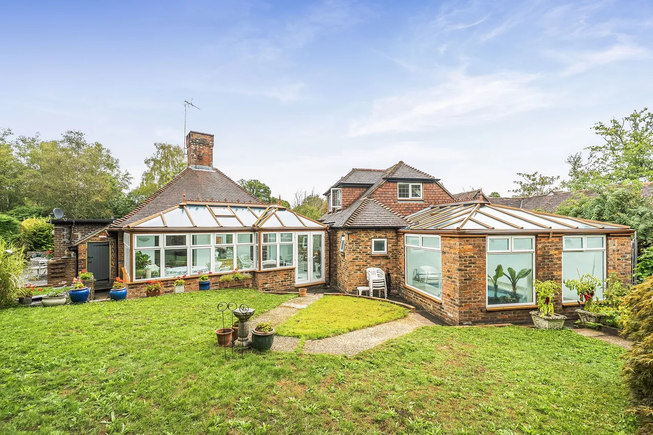 Tudor Village, Storrington, RH20, photo 26