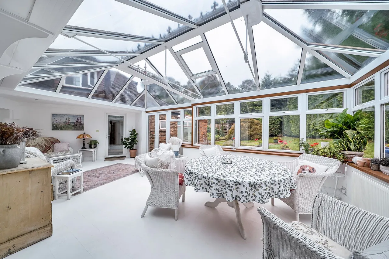 Tudor Village, Storrington, RH20, photo 12