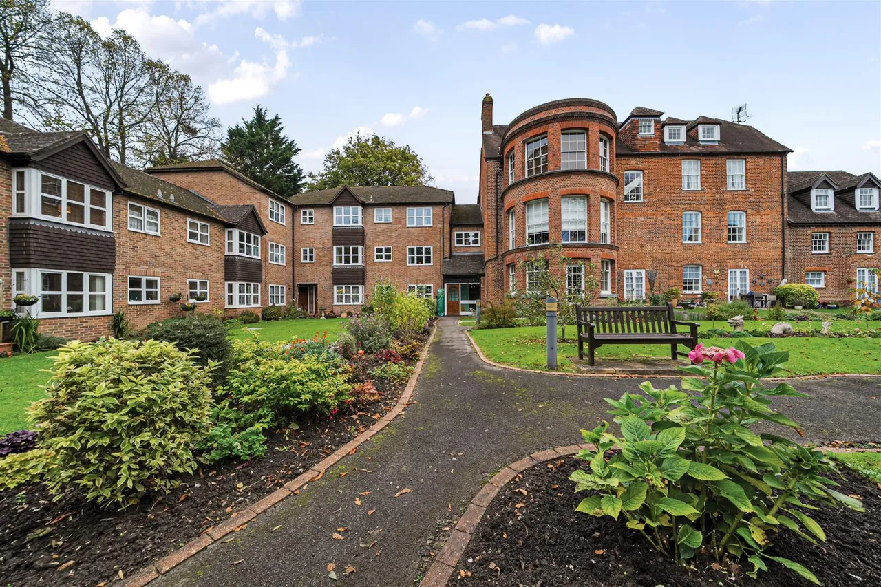 1 bed flat for sale, Burghfield Road, Reading, RG30