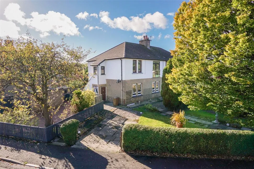 2 bed flat for sale, Herriot Crescent, Methil, KY8