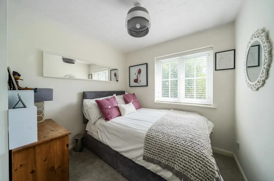 Creslow Way, Stone, HP17, photo 10