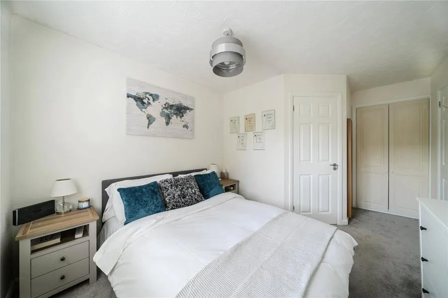 Creslow Way, Stone, HP17, photo 9