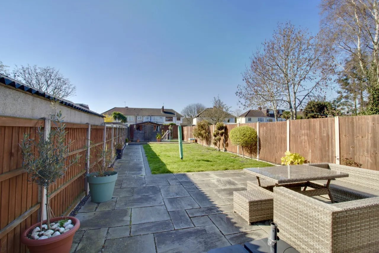 Lancaster Drive, Hornchurch, RM12, photo 18
