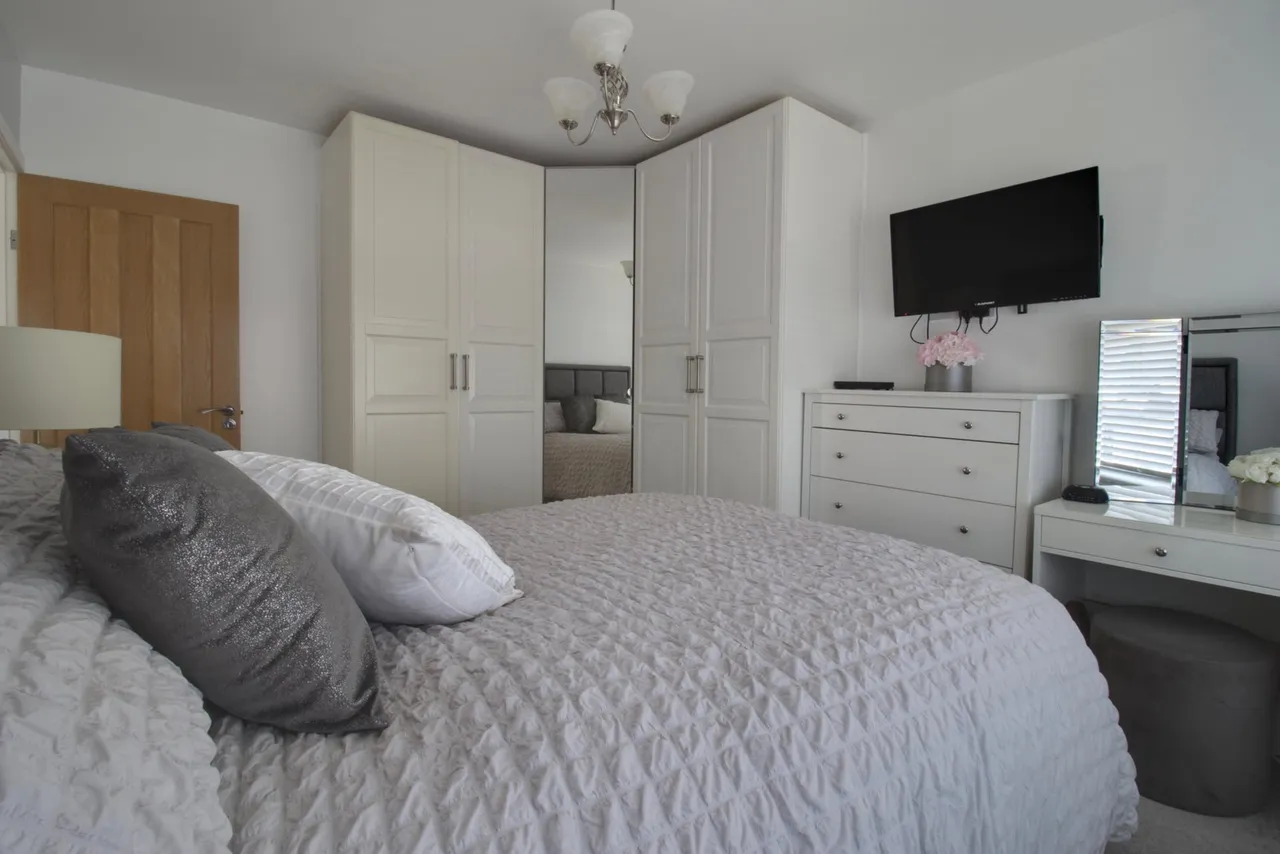 Lancaster Drive, Hornchurch, RM12, photo 12