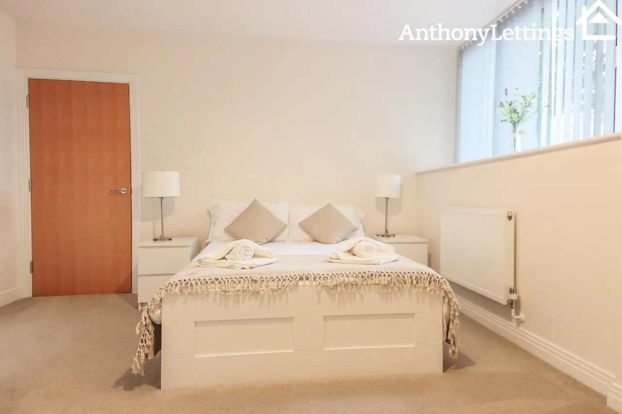 Skyline House Swingate, Stevenage, SG1, photo 5