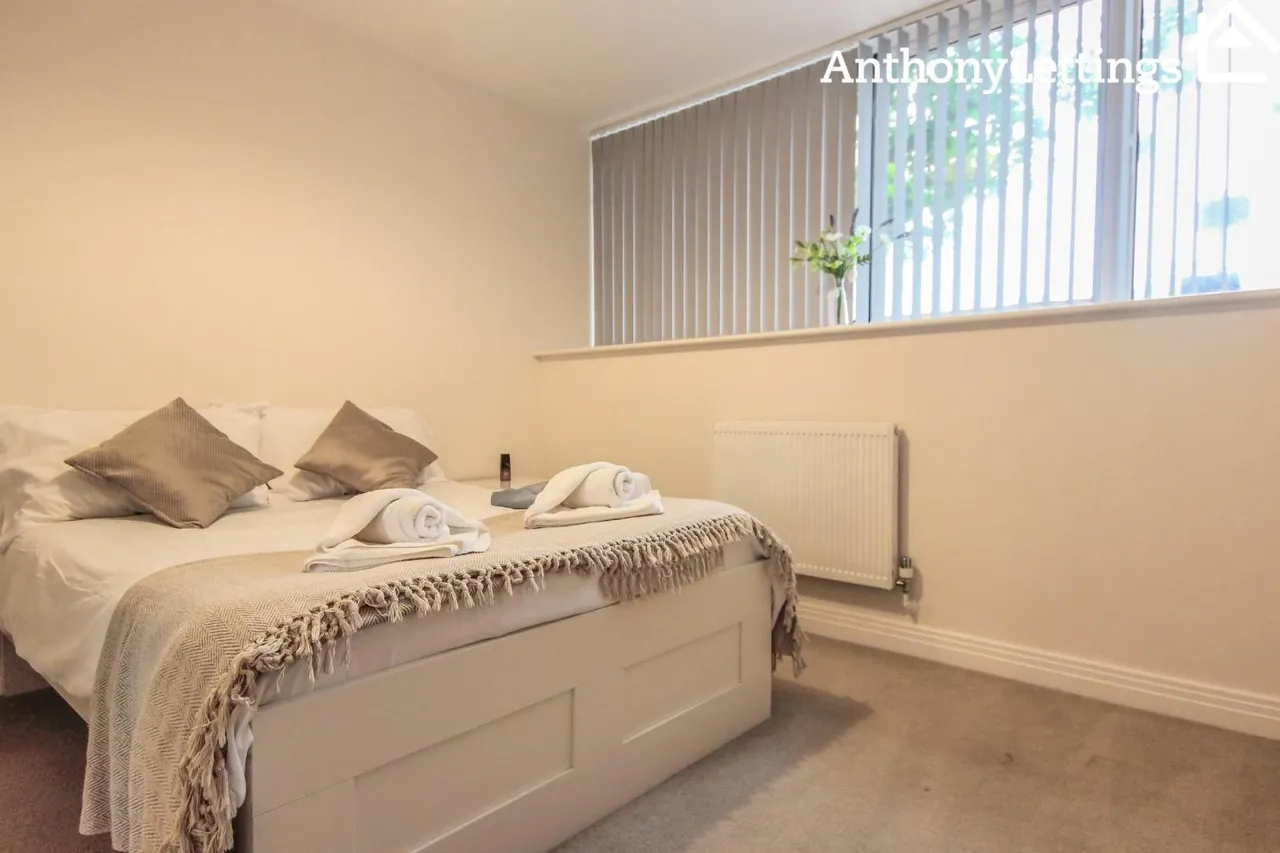 Skyline House Swingate, Stevenage, SG1, photo 7