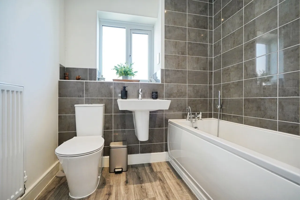 Satchwell Place, Ibstock, LE67, photo 13