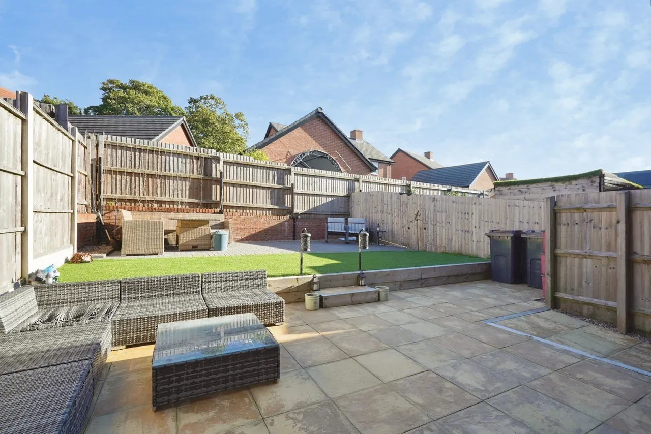 Satchwell Place, Ibstock, LE67, photo 2