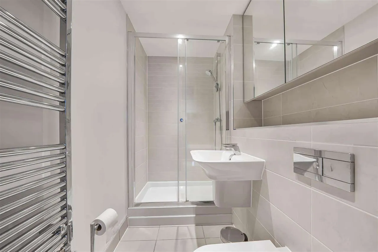 Windsor Road, Slough, SL1 2NE, photo 8