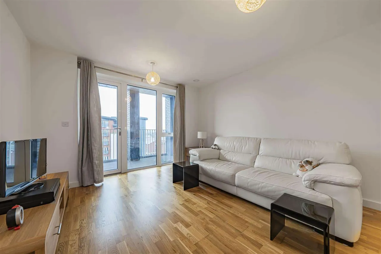 Windsor Road, Slough, SL1 2NE, photo 6