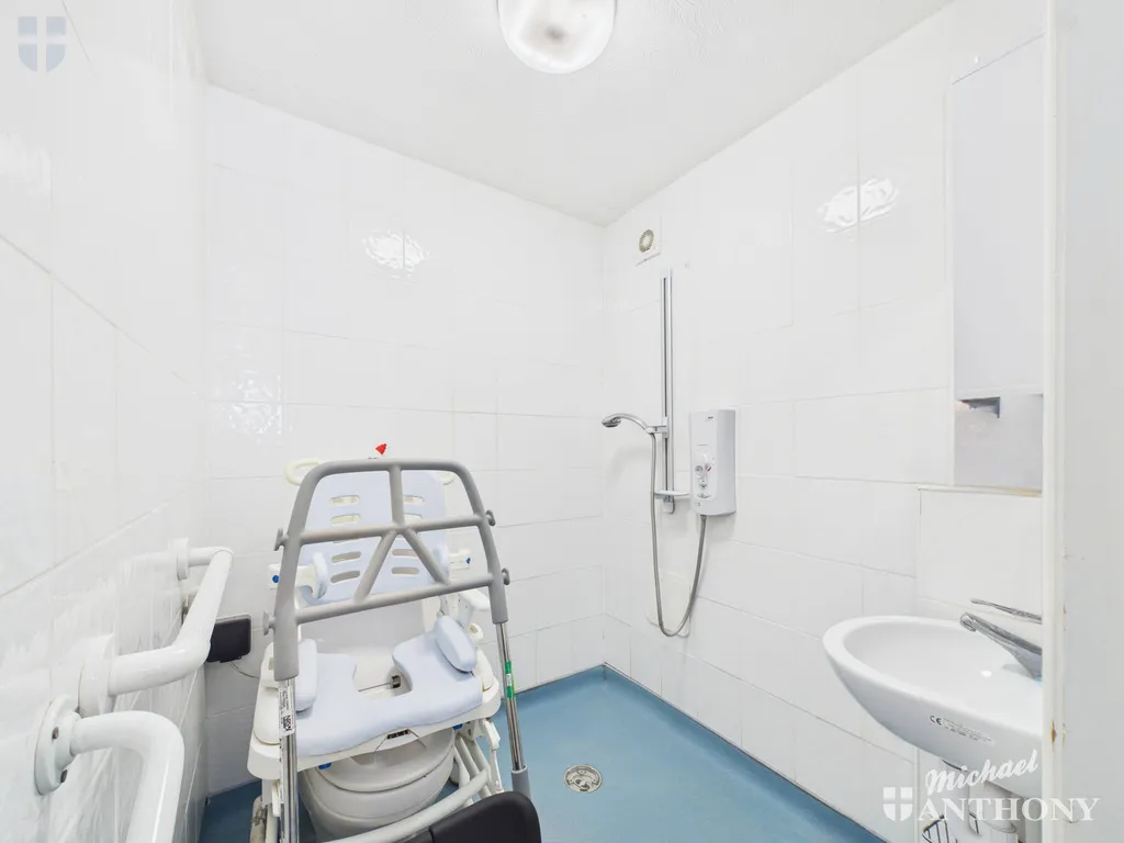 Tamar Close, Aylesbury, HP21 9HG, photo 15