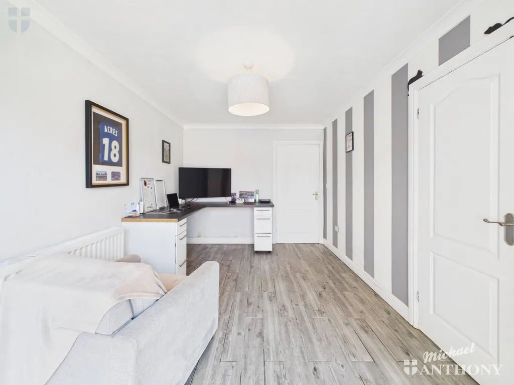 Tamar Close, Aylesbury, HP21 9HG, photo 16