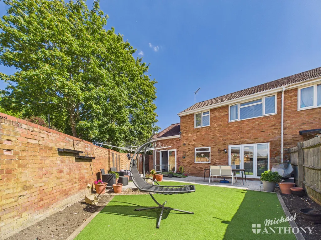 Tamar Close, Aylesbury, HP21 9HG, photo 18