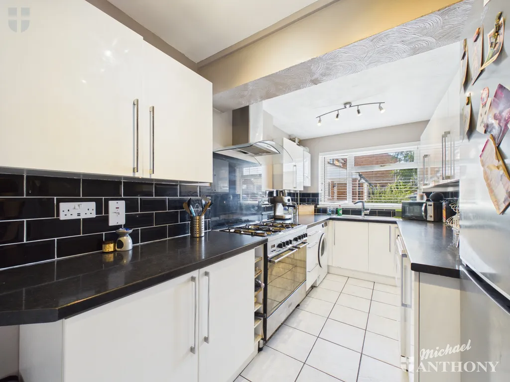 Tamar Close, Aylesbury, HP21 9HG, photo 4