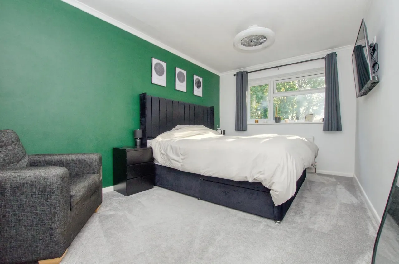 Kingsfield Gardens, Bursledon, SO31, photo 13