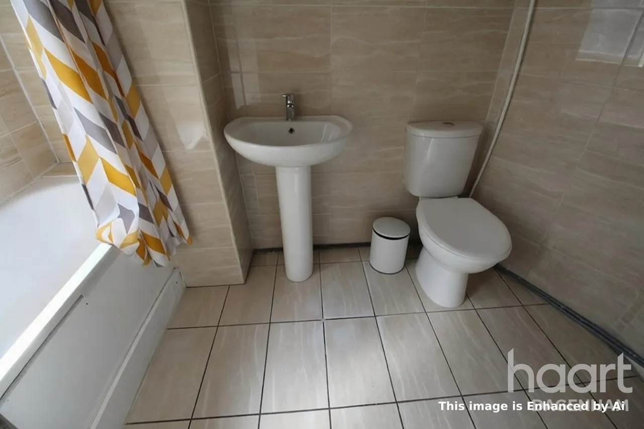 Osborne Road, RM9, photo 12