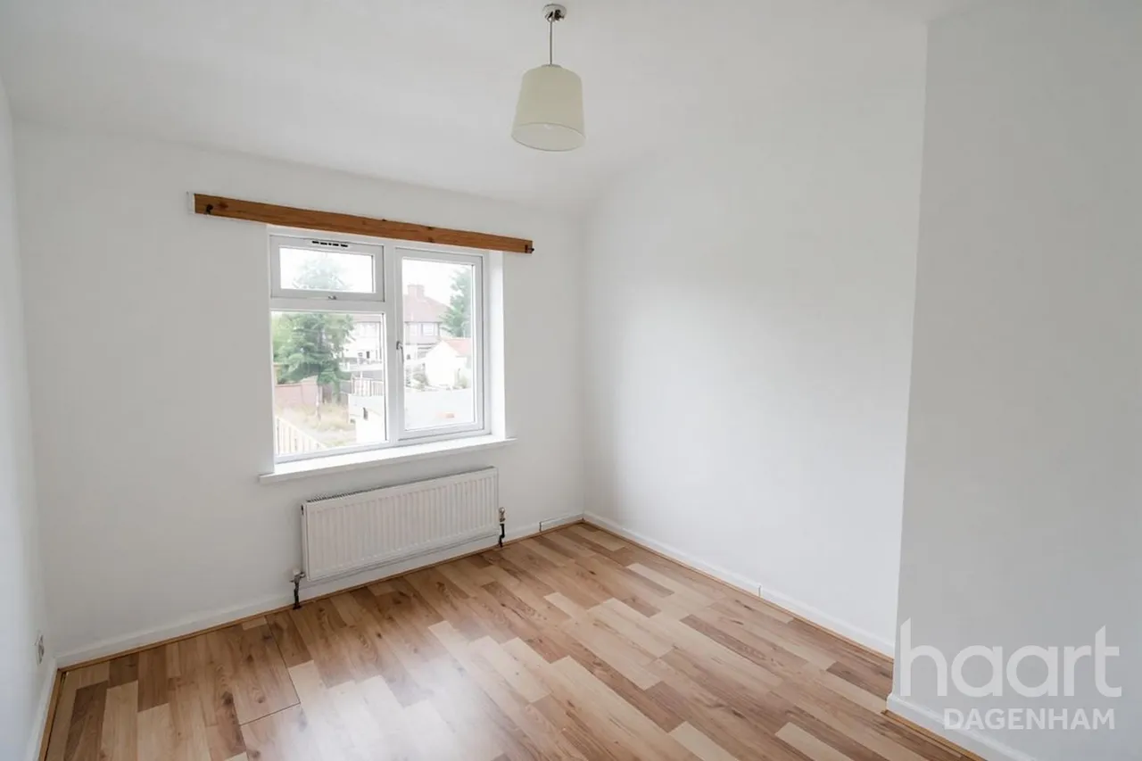Osborne Road, RM9, photo 10