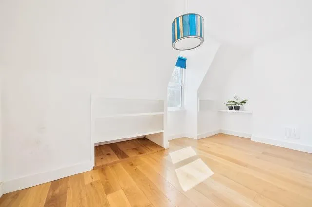 Kings Road, Richmond, TW10, photo 6