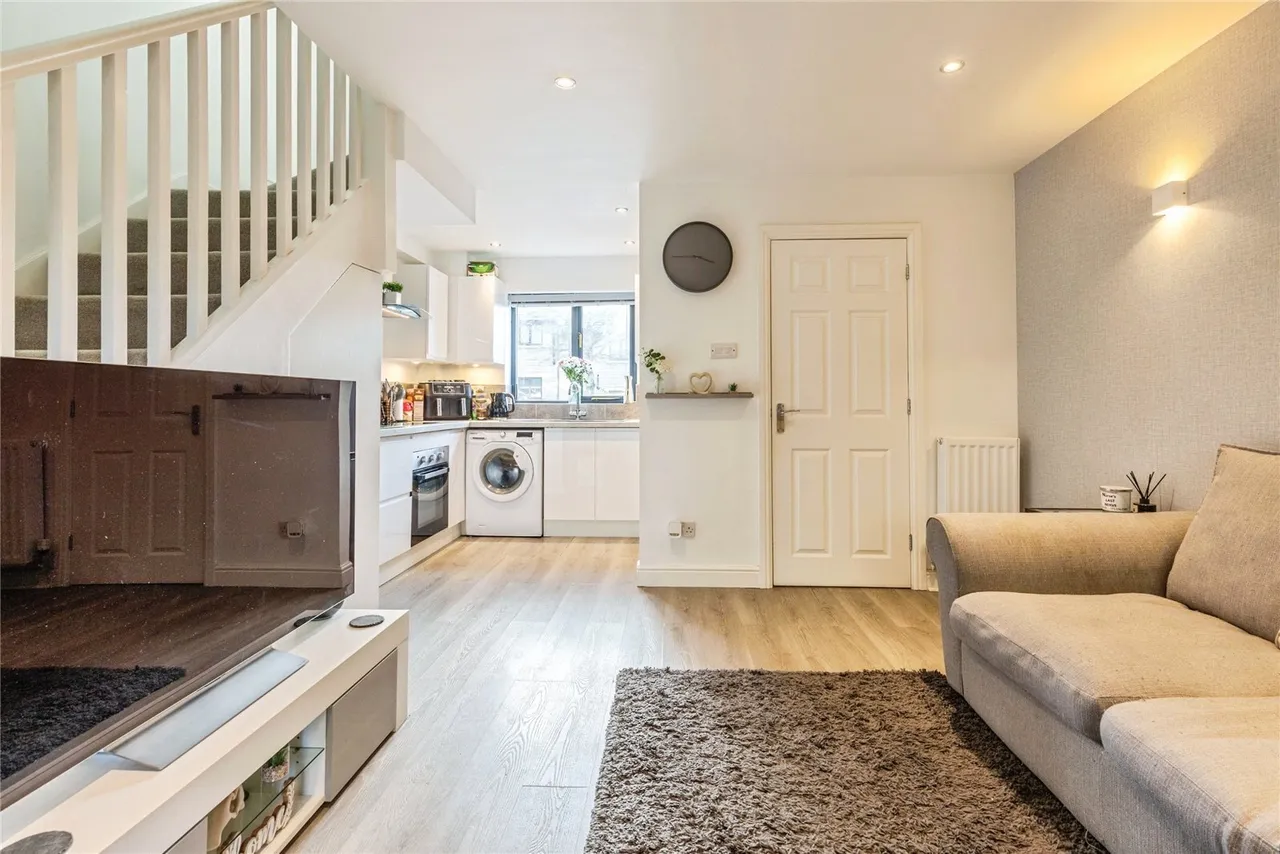 Colthirst Drive, Clitheroe, BB7, photo 3