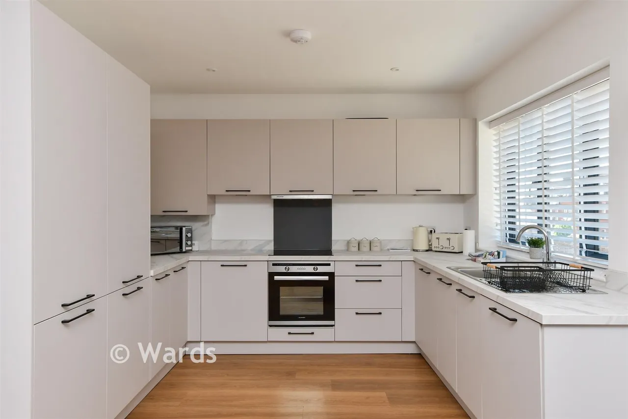 Brockenhurst Road, Ramsgate, CT11, photo 6