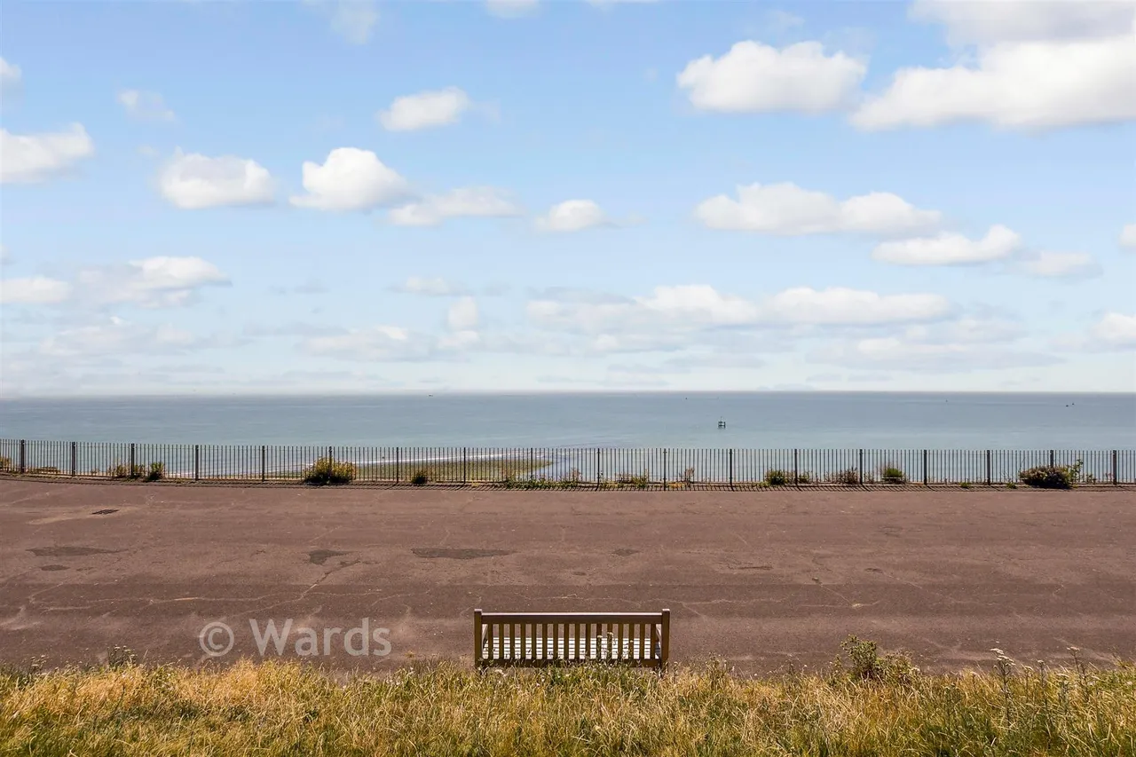 Brockenhurst Road, Ramsgate, CT11, photo 2