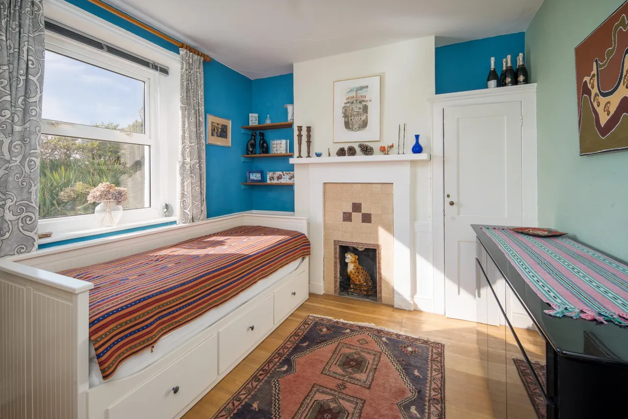 Brighstone, PO30, photo 14