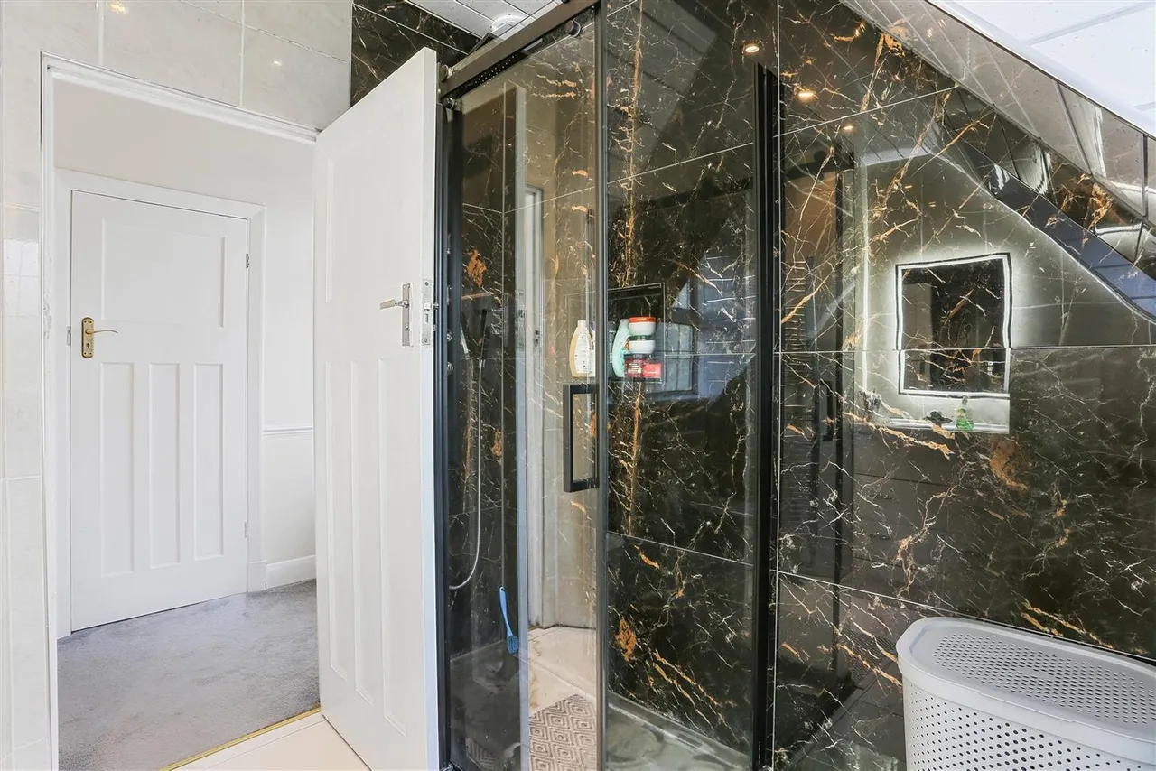 Sandy Lane, South Cheam, SM2, photo 13