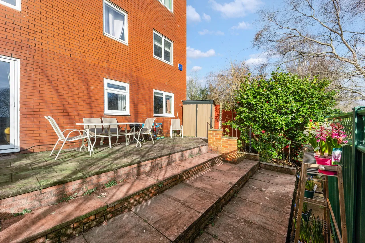 Flat 1, Block H Norton Hill, Runcorn, Windmill Hill, WA7 6QF, photo 2