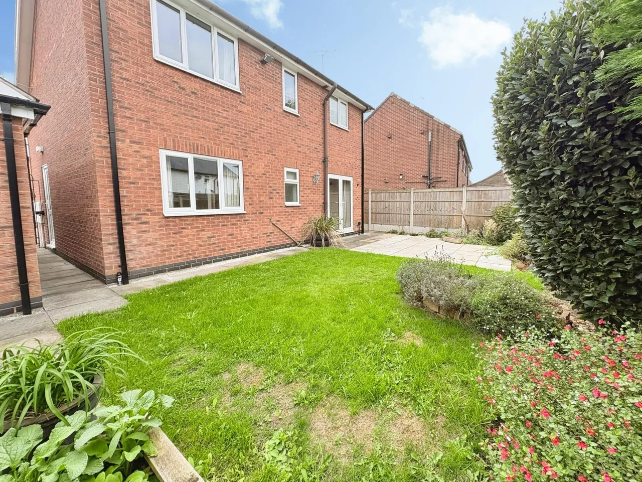 Newland Close, Nottingham, NG9, photo 15