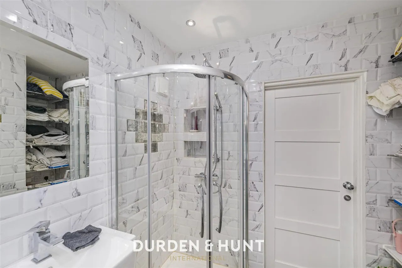Baldwins Hill, Loughton, IG10, photo 23