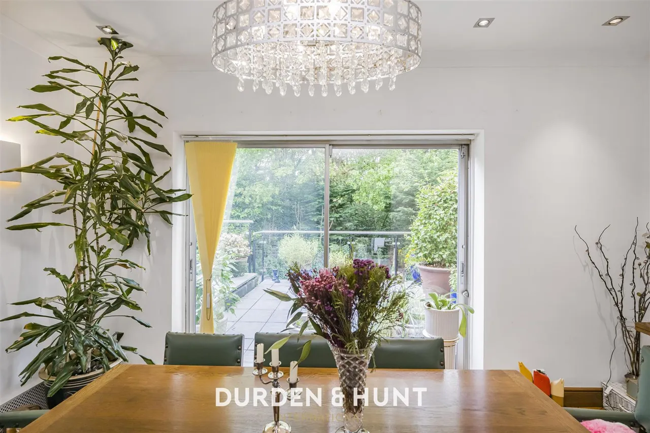Baldwins Hill, Loughton, IG10, photo 8