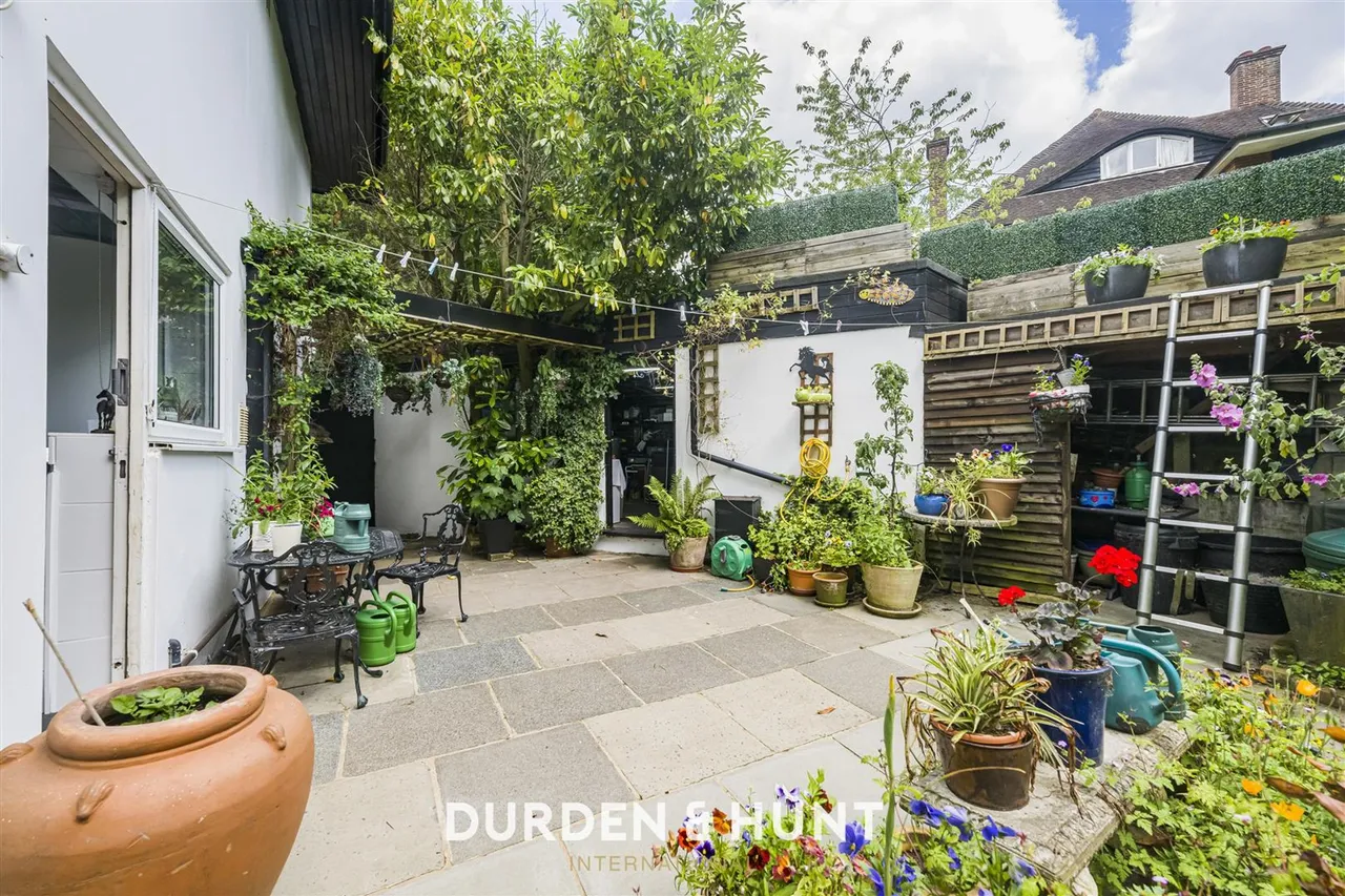 Baldwins Hill, Loughton, IG10, photo 34