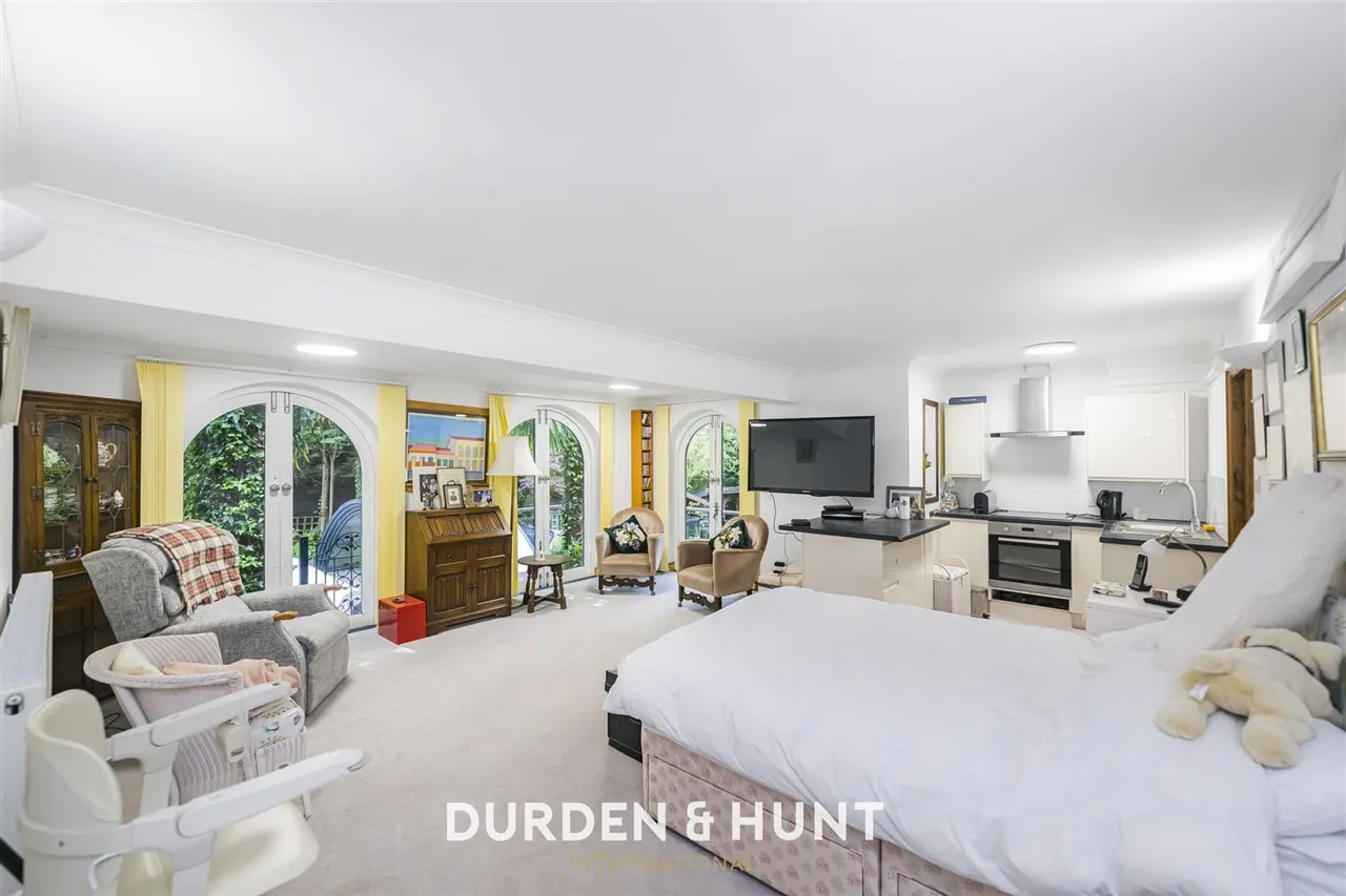Baldwins Hill, Loughton, IG10, photo 16