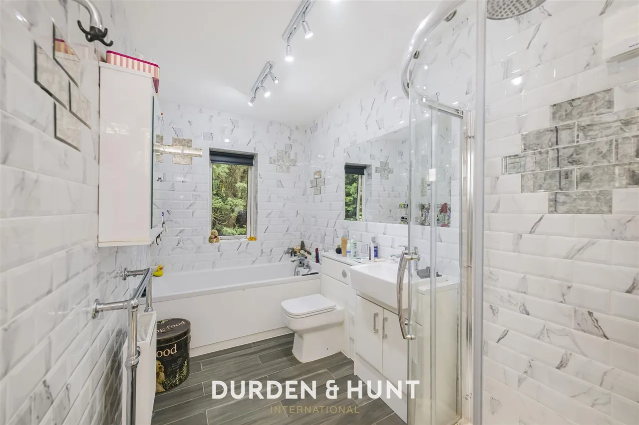 Baldwins Hill, Loughton, IG10, photo 22