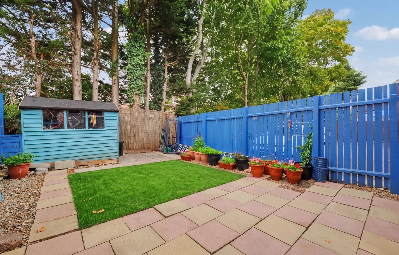 Pear Tree Gardens, Market Harborough, LE16, photo 11