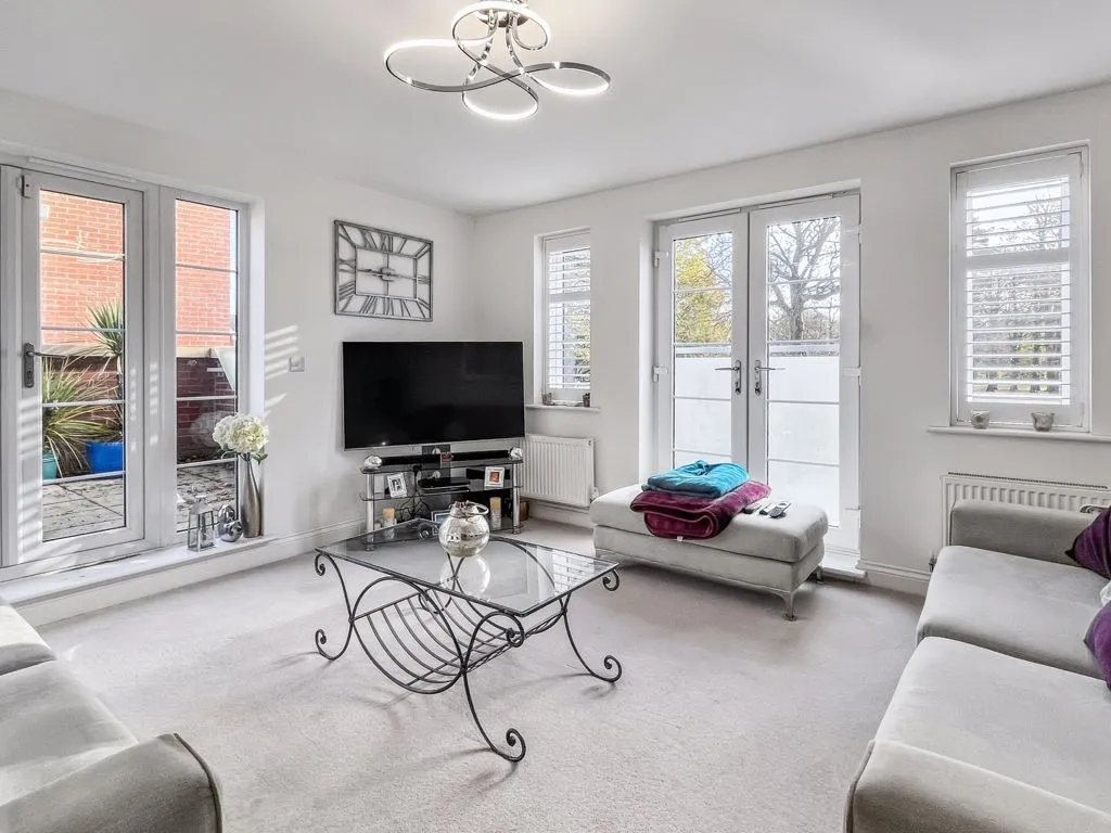 Kennedy Avenue, High Wycombe HP11 1BX, photo 7