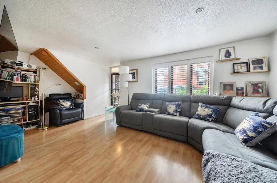 Allonby Close, Lower Earley, RG6, photo 13