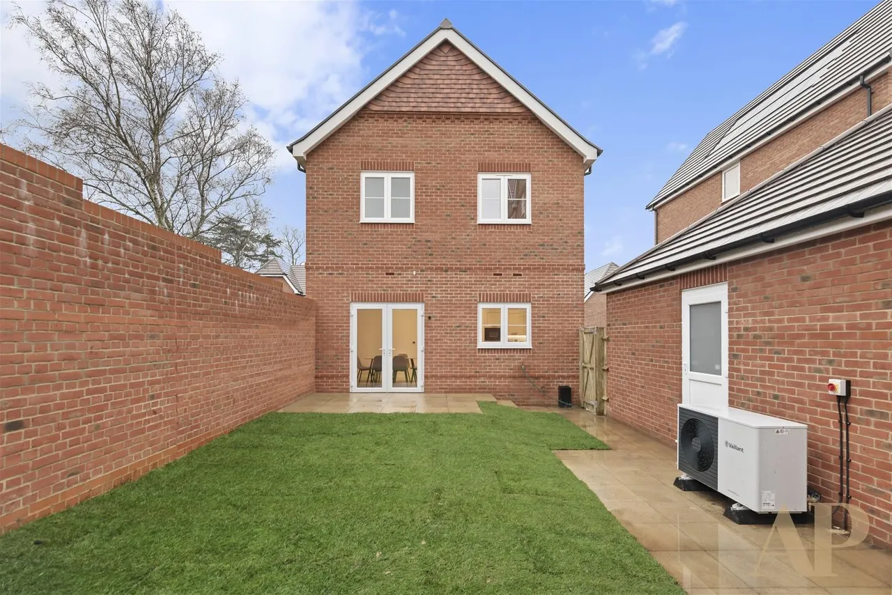 Oakdale Road, Maidenhead SL6 2FJ, photo 19