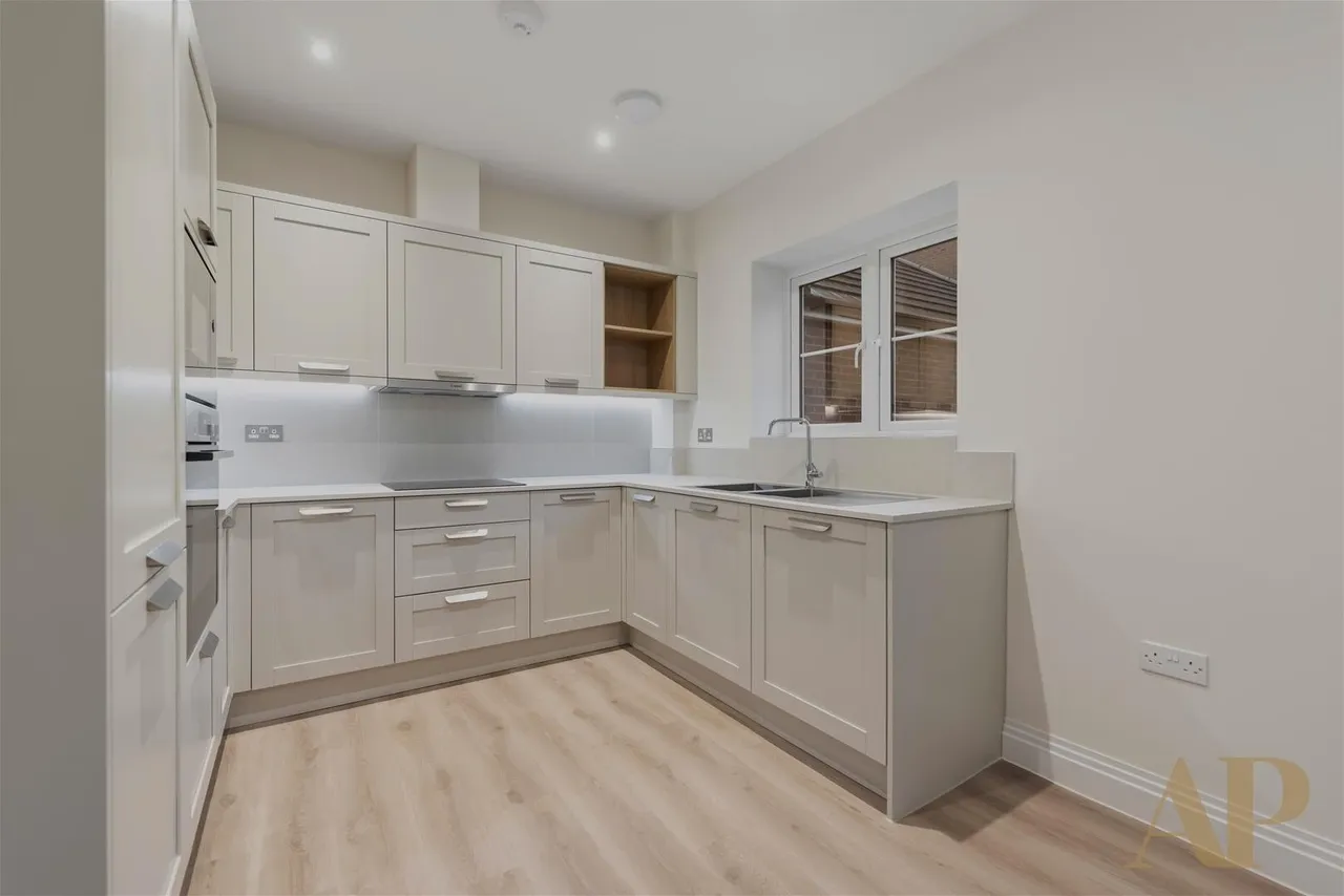 Oakdale Road, Maidenhead SL6 2FJ, photo 8