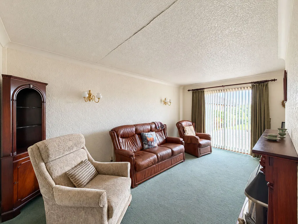 Berwyn Grove, Cheslyn Hay, WS6, photo 13