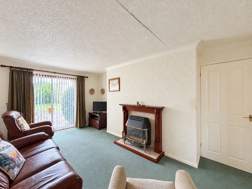 Berwyn Grove, Cheslyn Hay, WS6, photo 14