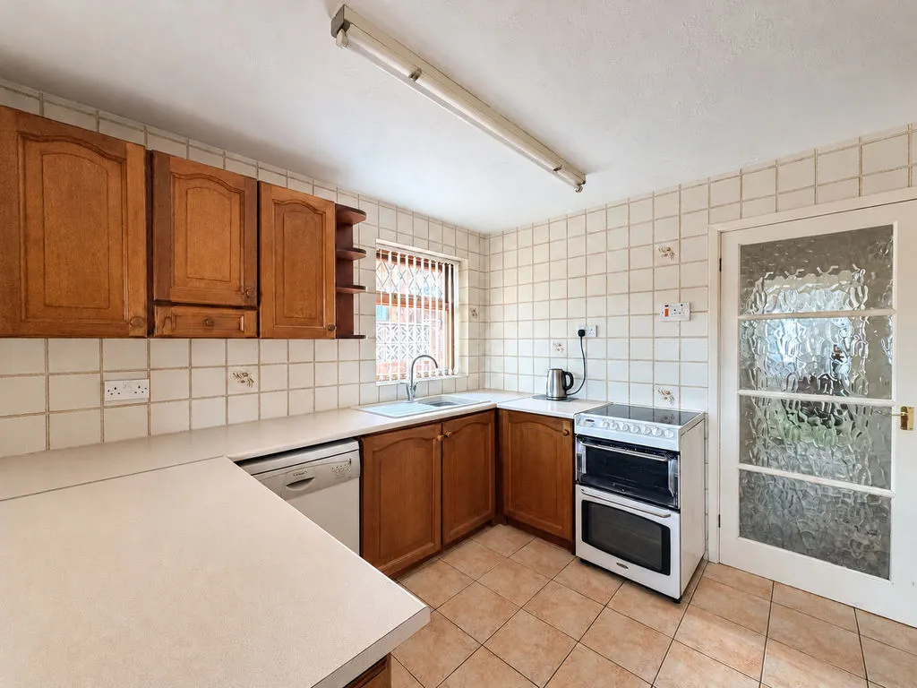 Berwyn Grove, Cheslyn Hay, WS6, photo 4