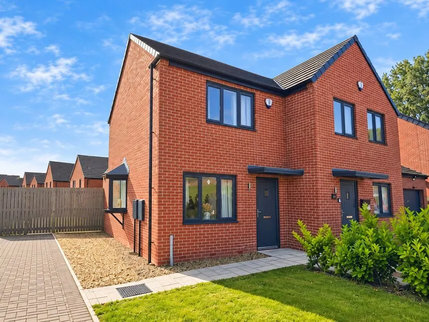 2 bed house for sale — Victory Close, Consett, Durham, DH8