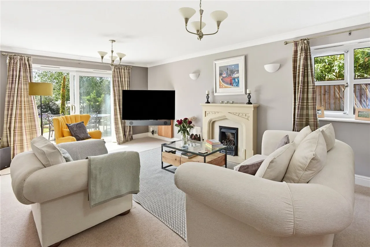 Emmerson Avenue, Stratford-upon-Avon, Warwickshire, CV37, photo 2